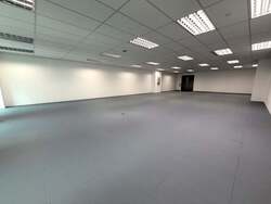 Oue Downtown (D1), Office #599578771